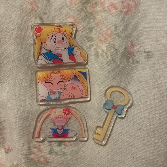 Custom acrylic keychains ❤️ - Picture 5 of 14